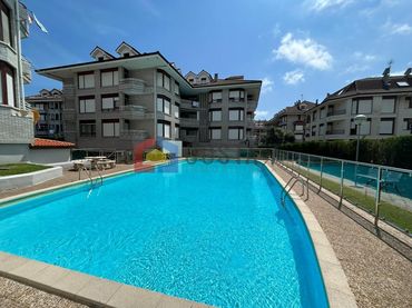 Wohnung mit Pool zum Verkauf in La Costa