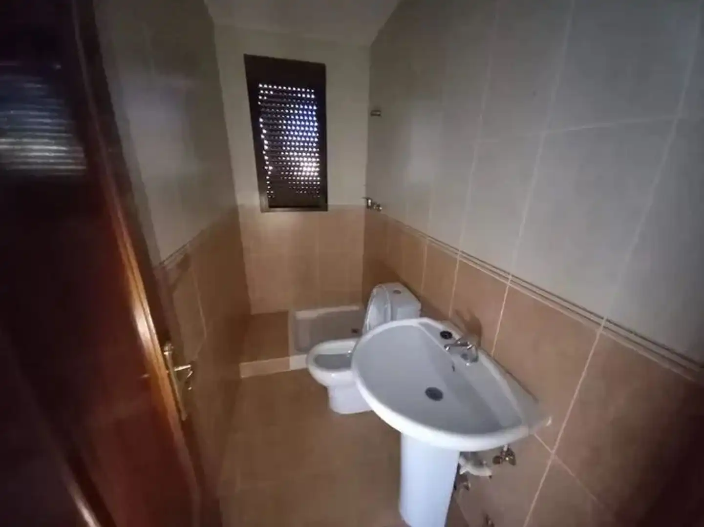 Baño de Piso en venta en Arjonilla con Balcón