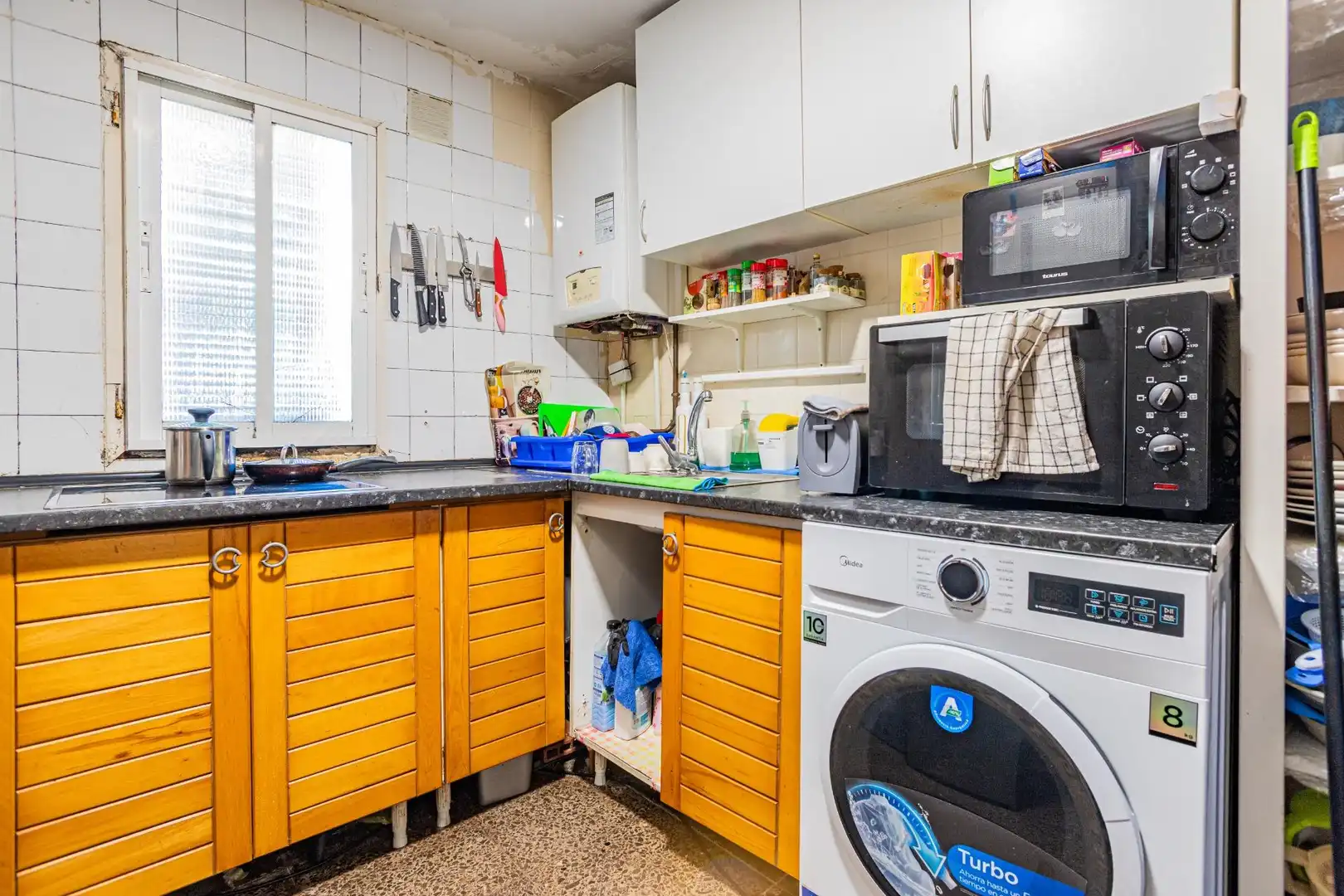 Kitchen of Houses for sale in Madrid  with Air Conditioner and Heating