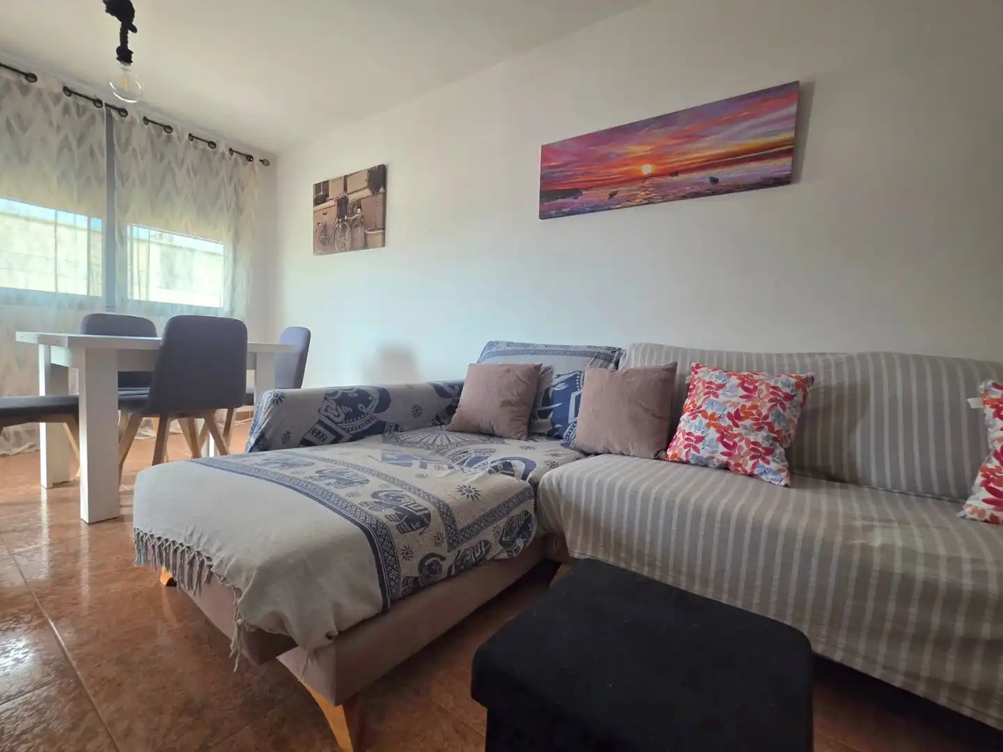 Living room of Flat for sale in Deltebre  with Air Conditioner and Furnished