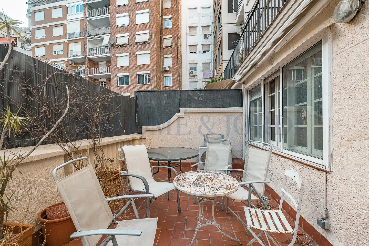 Terraza de Piso en venta en Barcelona con Aire acondicionado, Calefacción y Jardín privado