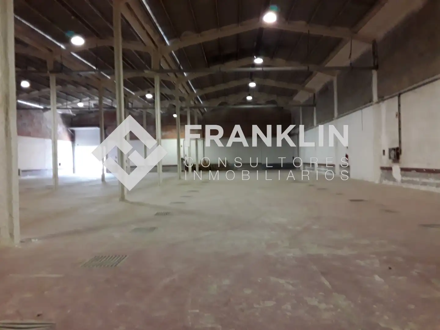 Fabrikhallen zur Miete in La Garriga
