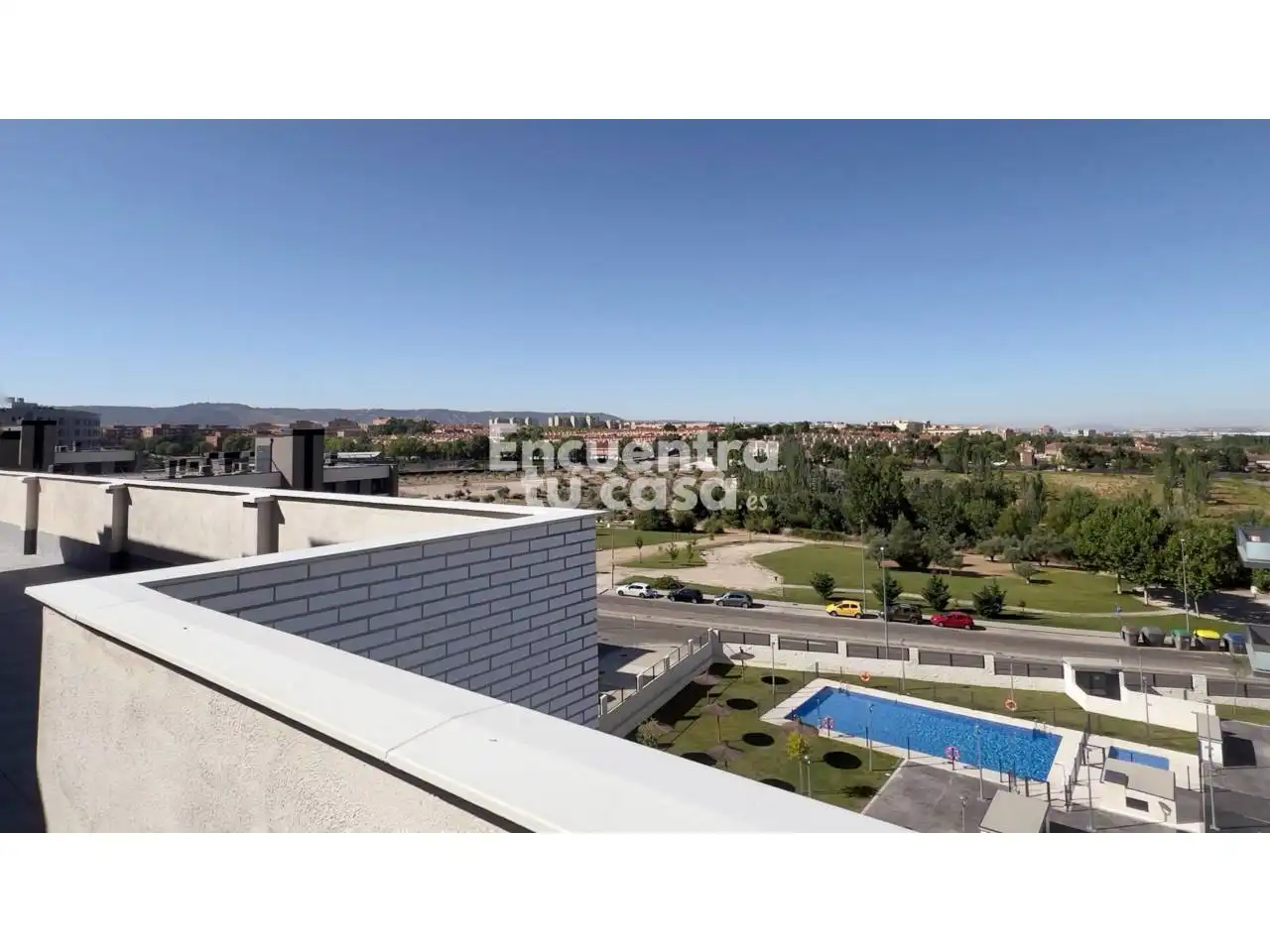Außenansicht von Dachboden zur Miete in Guadalajara mit Klimaanlage, Heizung und Terrasse