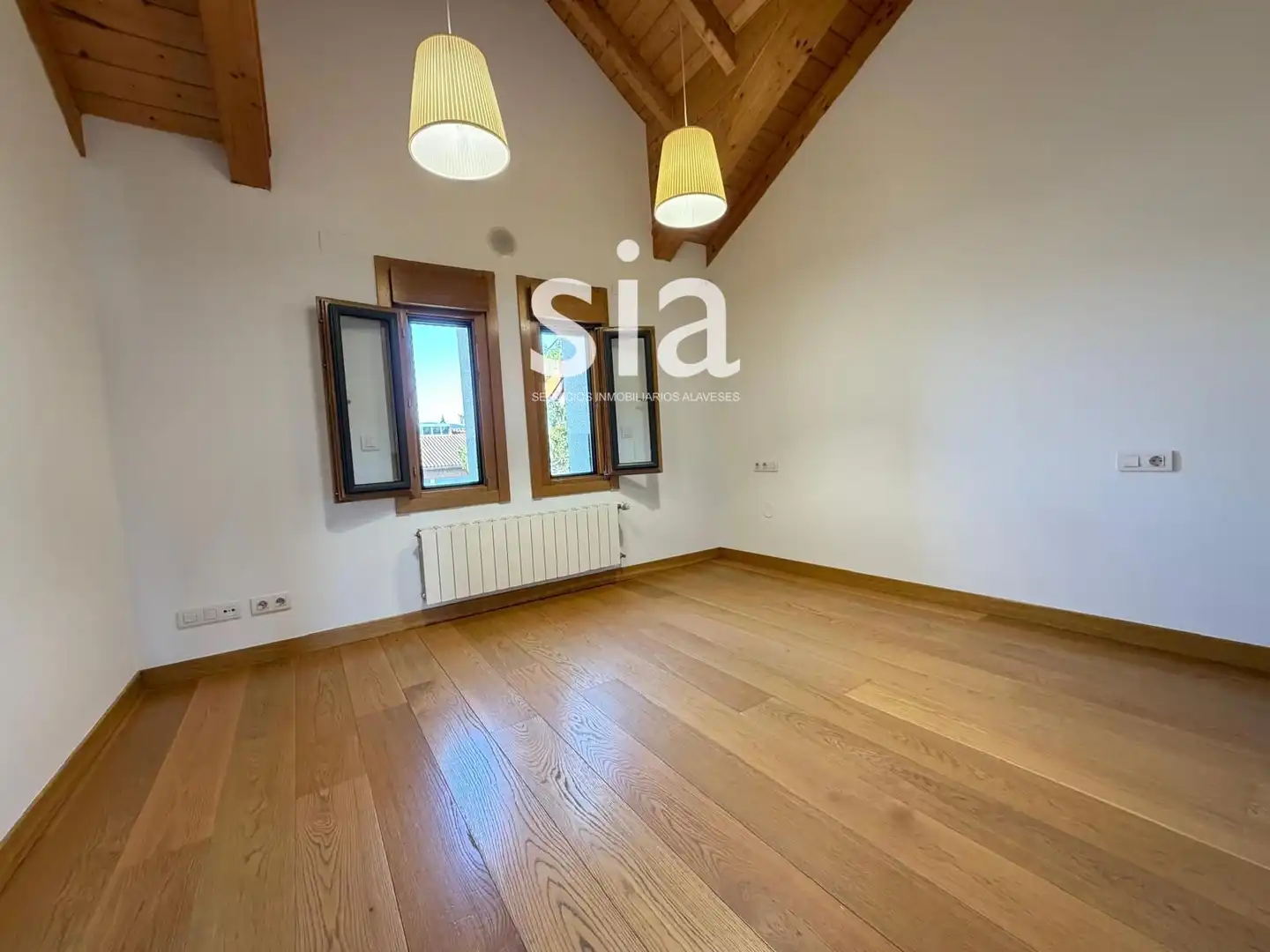 Sala d'estar de Pis de lloguer en Vitoria - Gasteiz amb Calefacció, Traster i Moblat