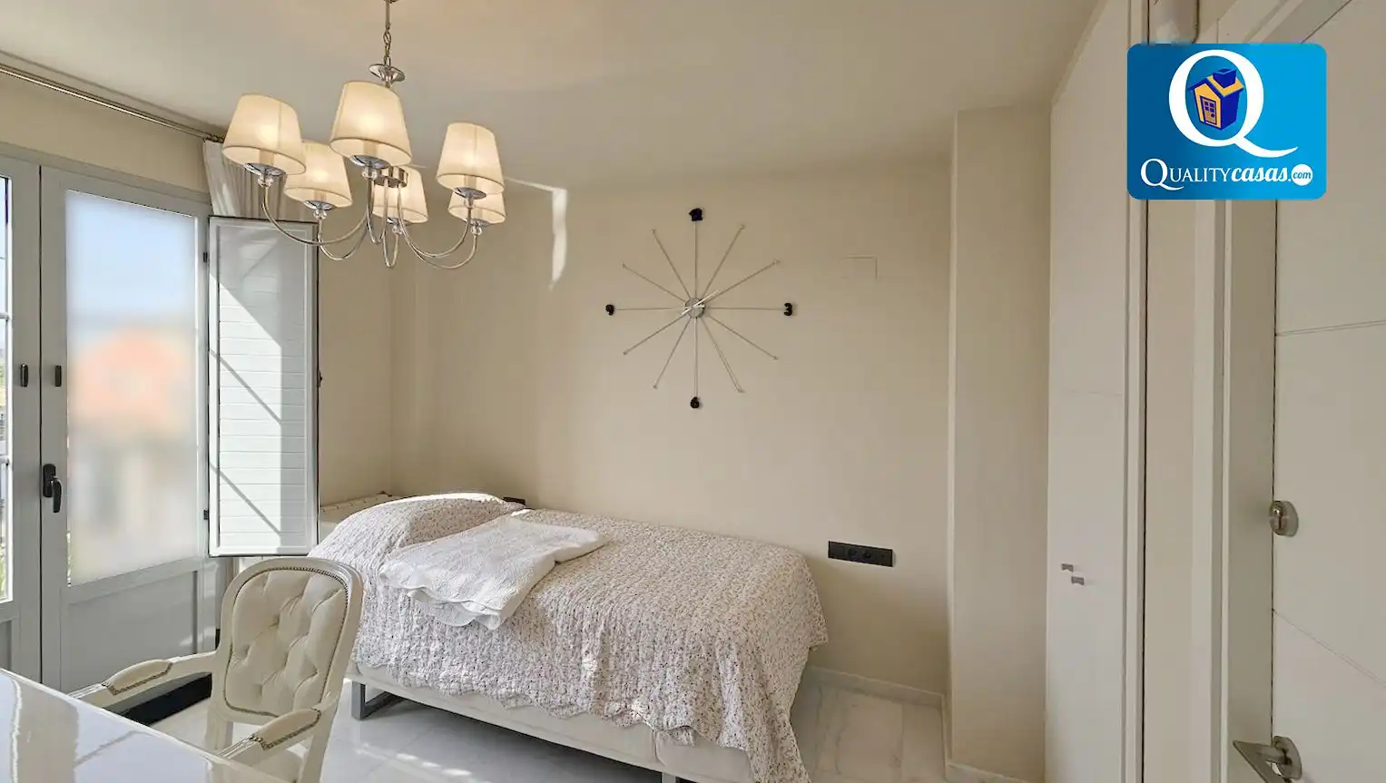 Chalet con terraza en venta en Golf Bahía, imagen 30