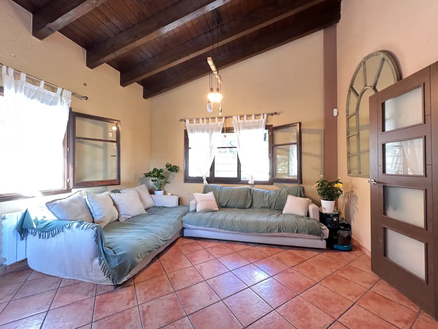 Sala de estar de Casa o chalet en venta en Vallgorguina con Aire acondicionado, Calefacción y Jardín privado