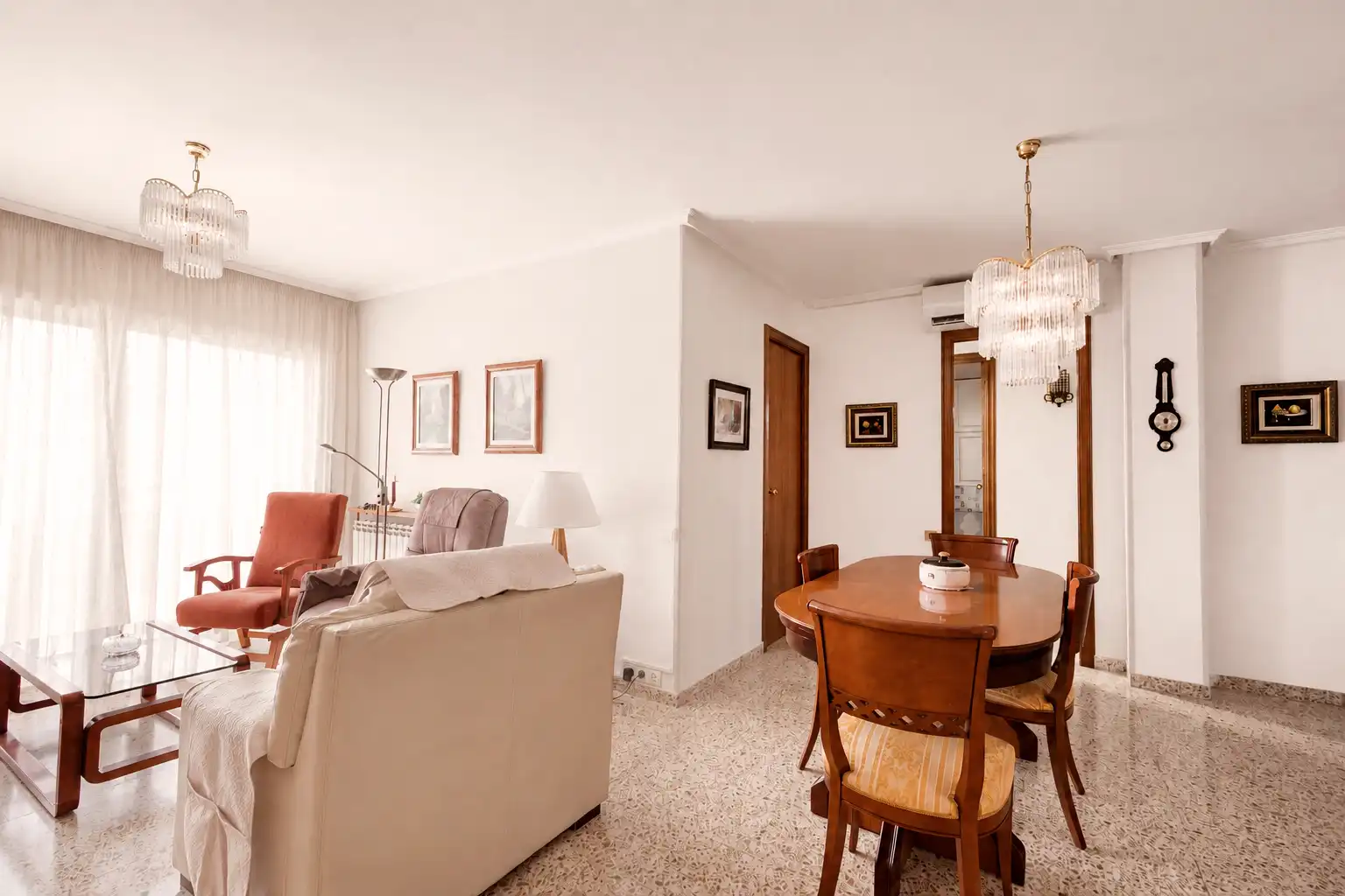 Appartamento con terrazza in vendita a Carrer de Mallorca