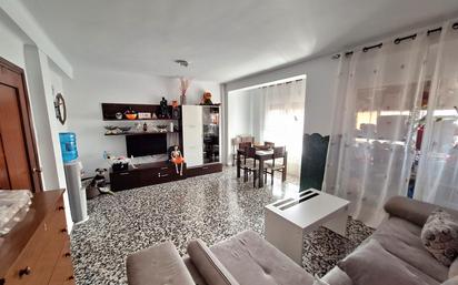 Living room of Flat for sale in  Albacete Capital  with Air Conditioner, Heating and Balcony