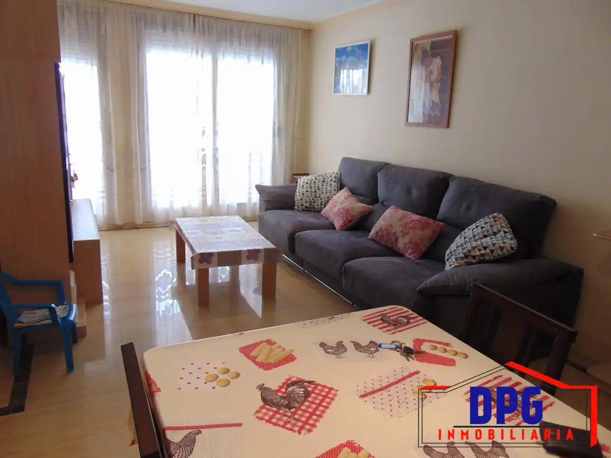 Sala de estar de Apartamento en venta en Garrucha con Aire acondicionado, Terraza y Amueblado