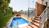 Piscina de Casa adosada en venda en  Granada Capital amb Aire condicionat, Terrassa i Piscina