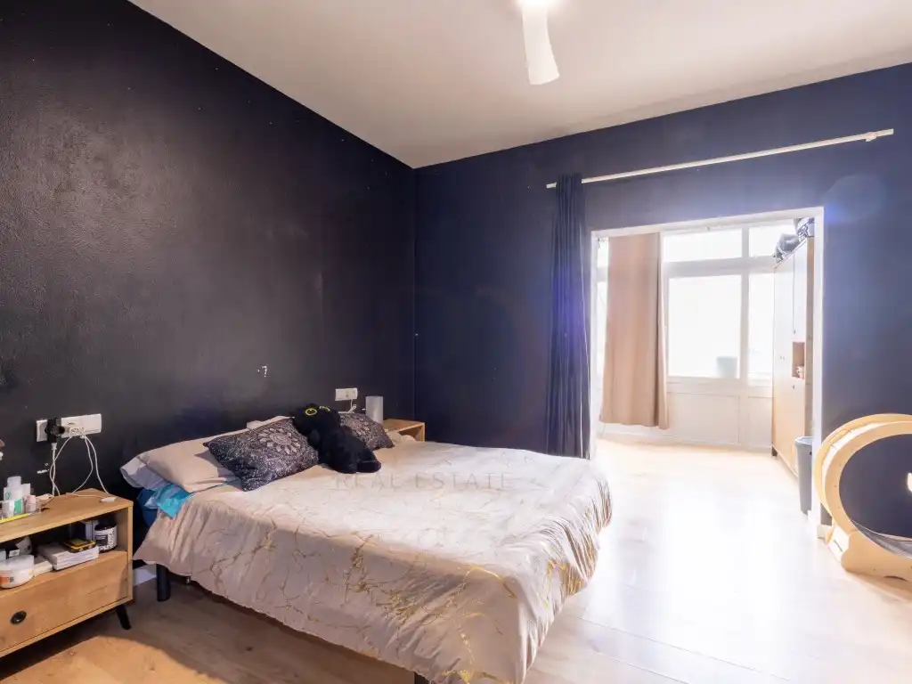 Habitación de Apartamento en venta en Sant Antoni de Portmany con Amueblado