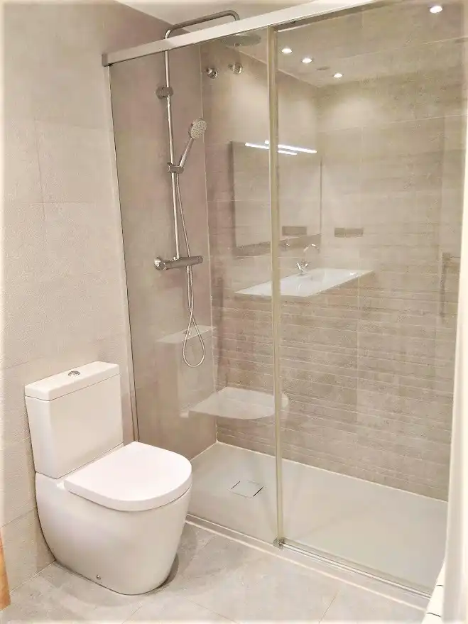 Bany de Apartament en venda en Lleida amb Aire condicionat, Calefacció i Parquet
