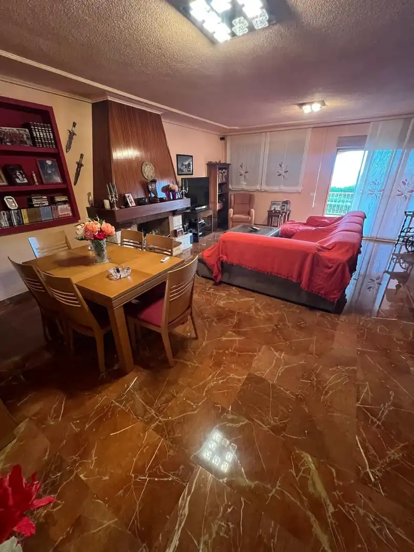 Sala d'estar de Casa o xalet en venda en Benidorm amb Aire condicionat, Terrassa i Traster