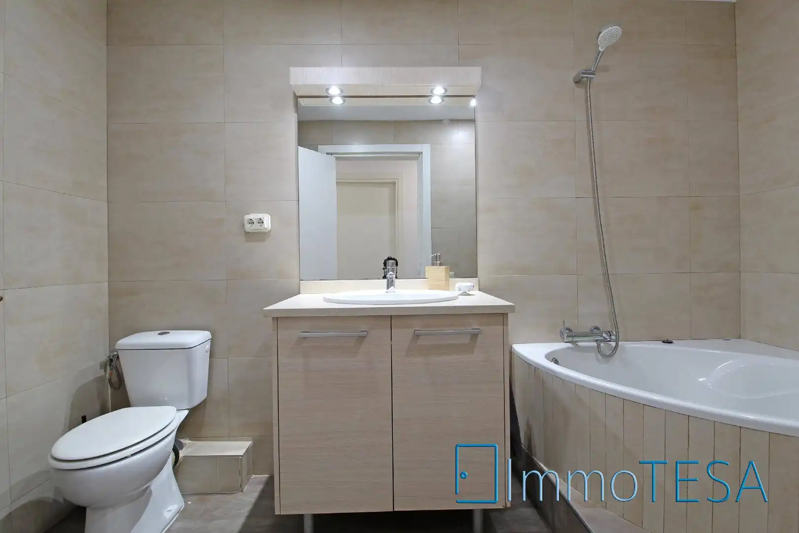 Flat with lift for sale in Centre - Eixample – Can Llobet, imagen 38