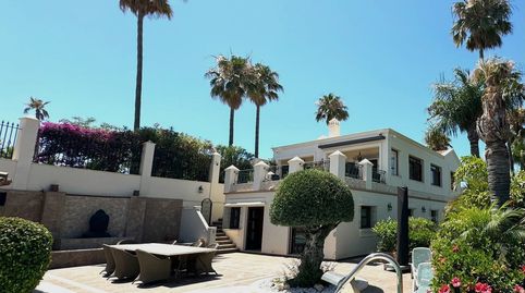 Impresionante Villa zona El Padrón , Estepona!