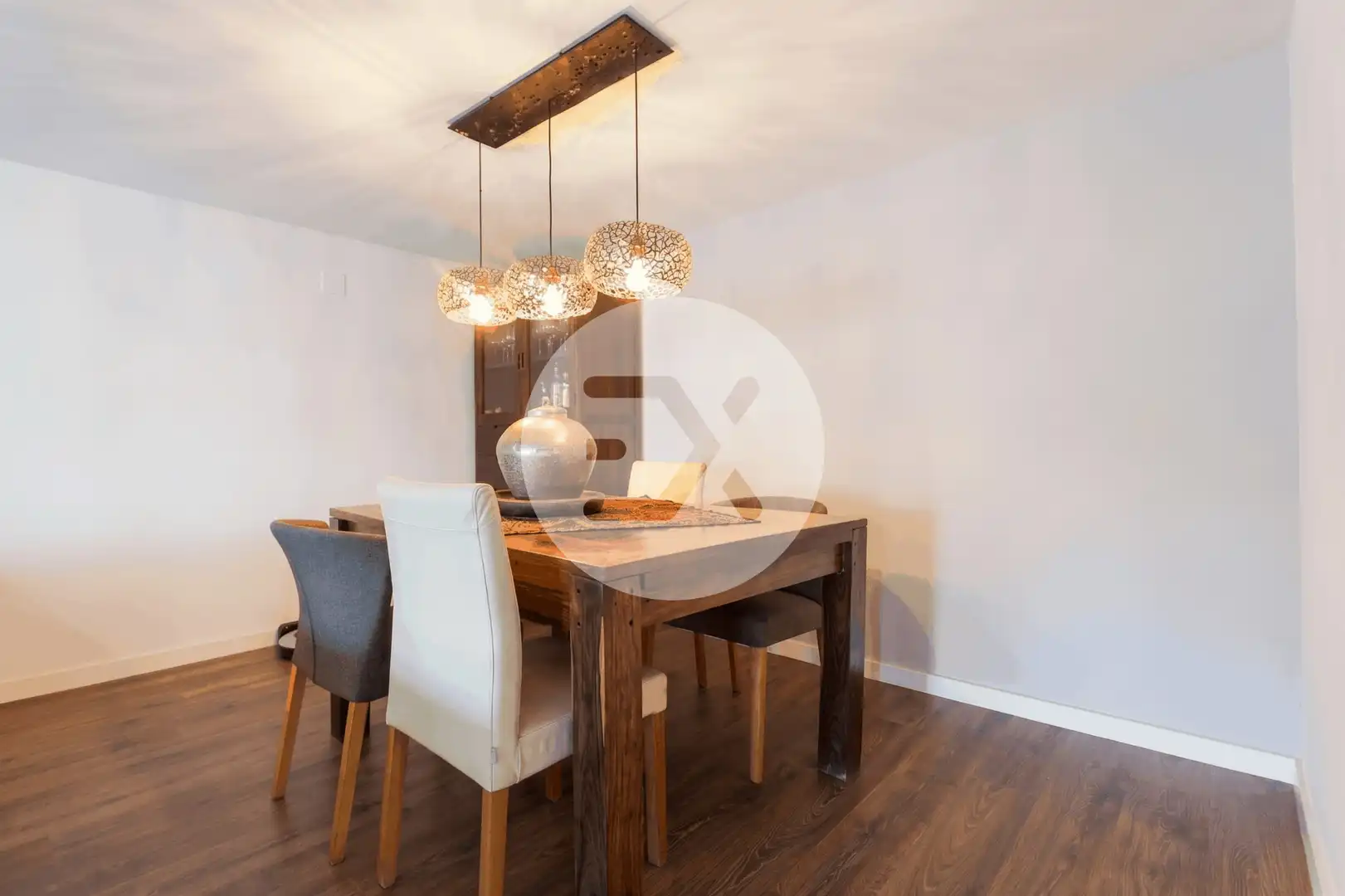Comedor de Casa o chalet en venta en Sant Boi de Llobregat con Aire acondicionado, Calefacción y Jardín privado