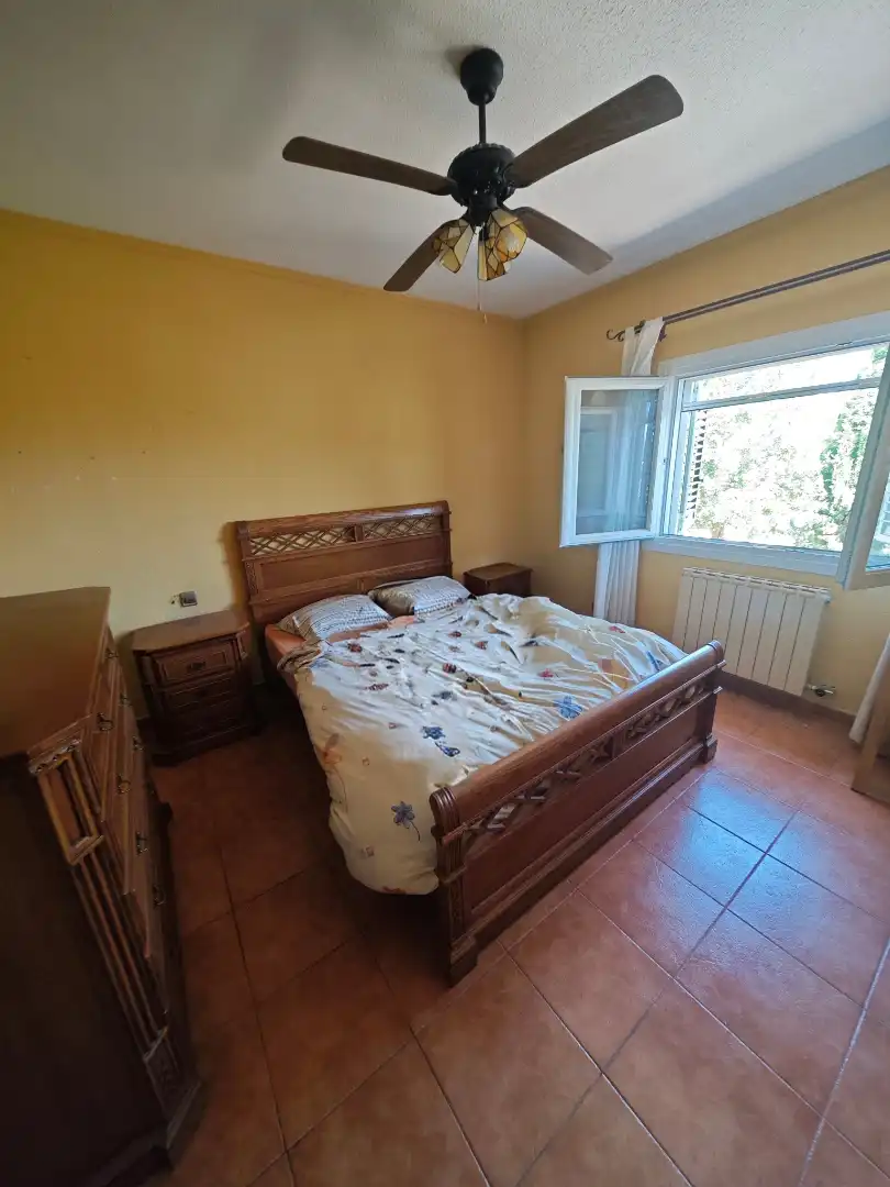Habitación de Casa adosada en venta en Toledo con Aire acondicionado, Calefacción y Horno