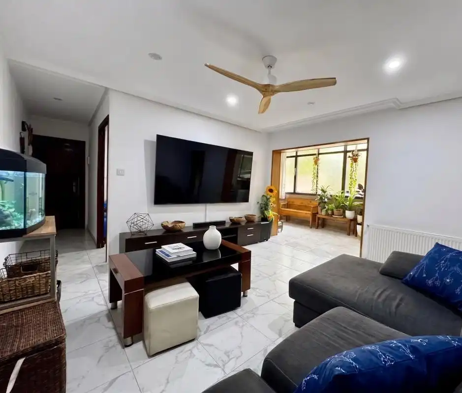Wohnzimmer von Wohnung zum Verkauf in Madrid mit Heizung, Terrasse und Balkon
