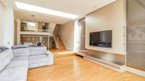Foto 2 de Casa adosada en venta en Carrer D'azorín, 1, El Poal, Castelldefels