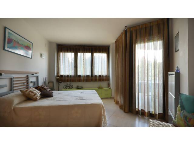 Piso en Venta en Avenida Pau Casals, 13 en La Vila