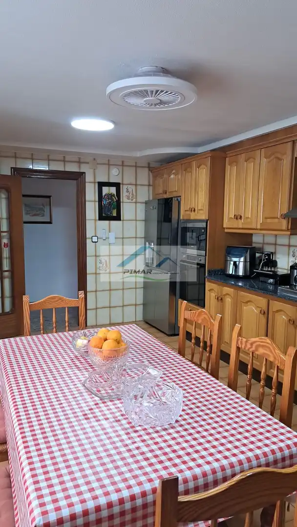 Cocina de Piso en venta en Elche / Elx con Aire acondicionado, Calefacción y Balcón