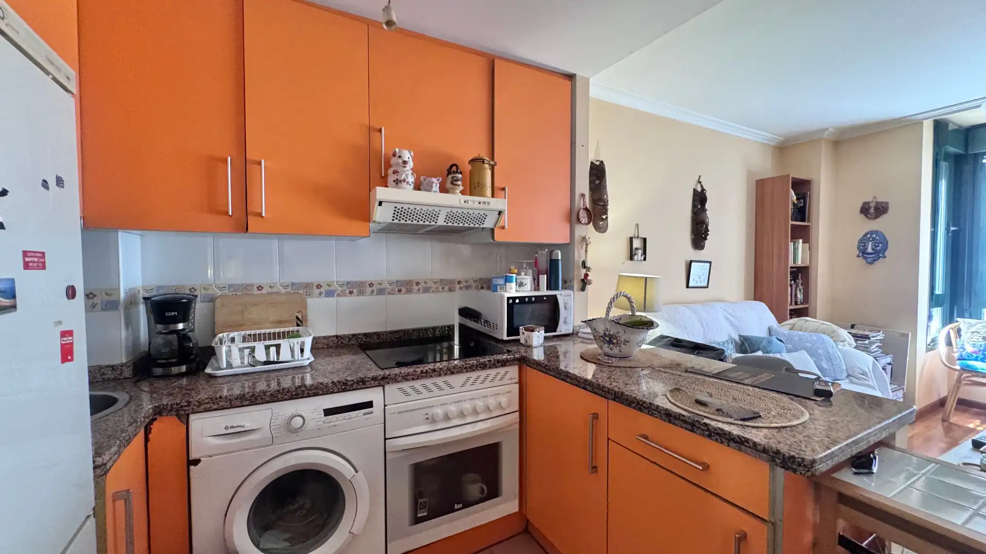 Cocina de Apartamento en venta en Gijón  con Calefacción, Parquet y Trastero