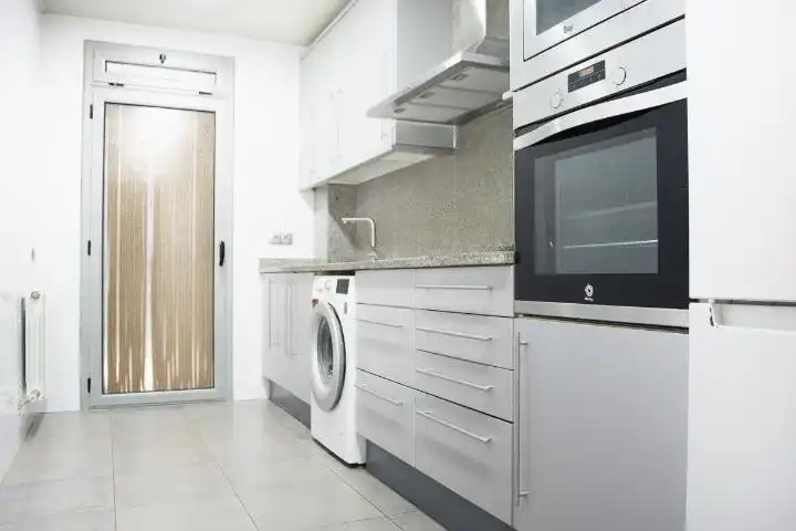 Kitchen of Flat for sale in Badalona  with Air Conditioner, Heating and Parquet flooring