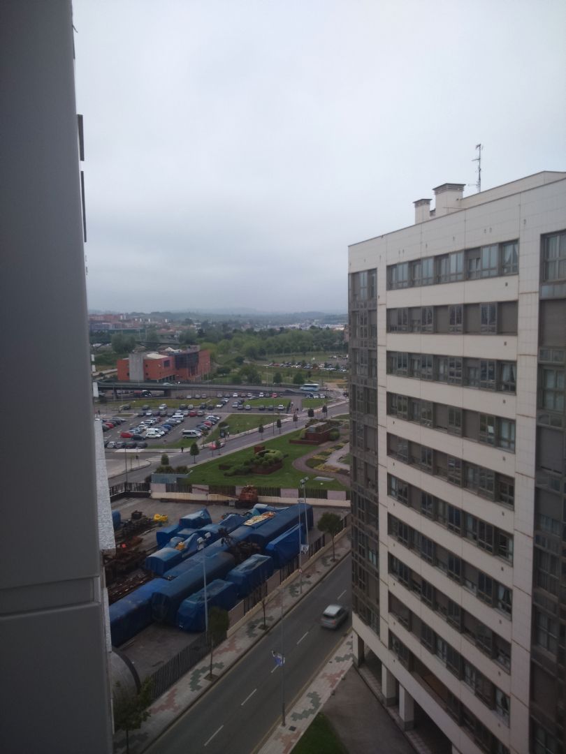 Vista exterior de Piso de alquiler en Gijón  con Calefacción, Parquet y Trastero