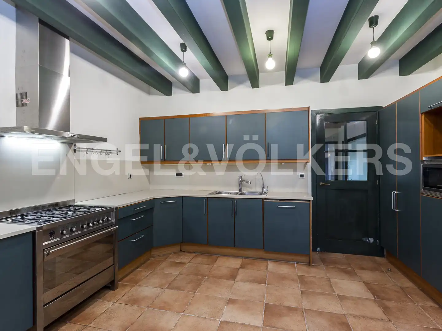 Cocina de Casa o chalet de alquiler en Sitges con Calefacción, Jardín privado y Terraza