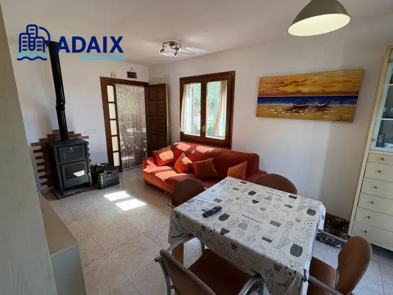 Casa adosada en venda a Roda de Berà