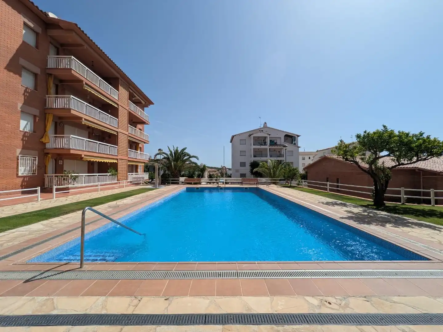 Piscina de Àtic en venda en Roda de Berà amb Jardí privat, Traster i Piscina