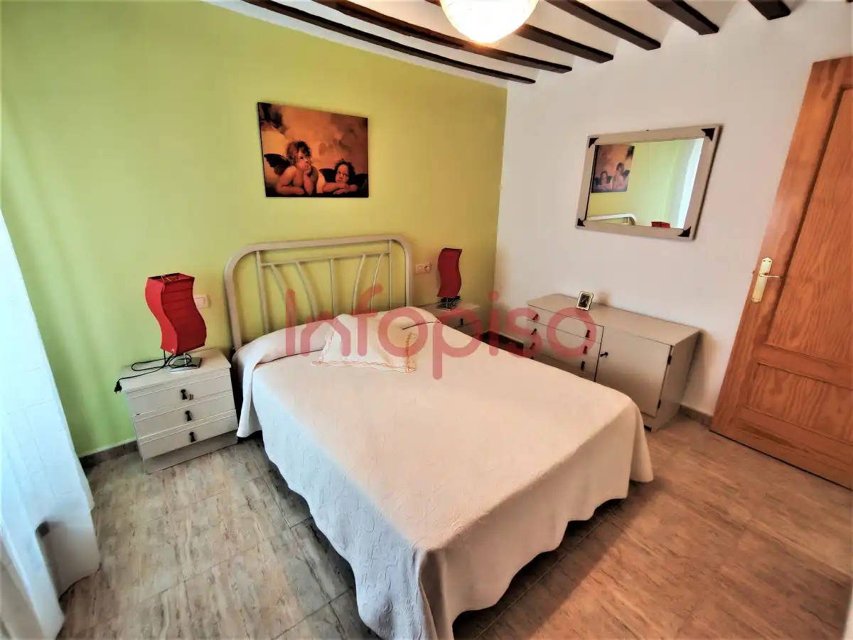 Dormitori de Casa o xalet en venda en Alcubillas amb Aire condicionat, Calefacció i Terrassa