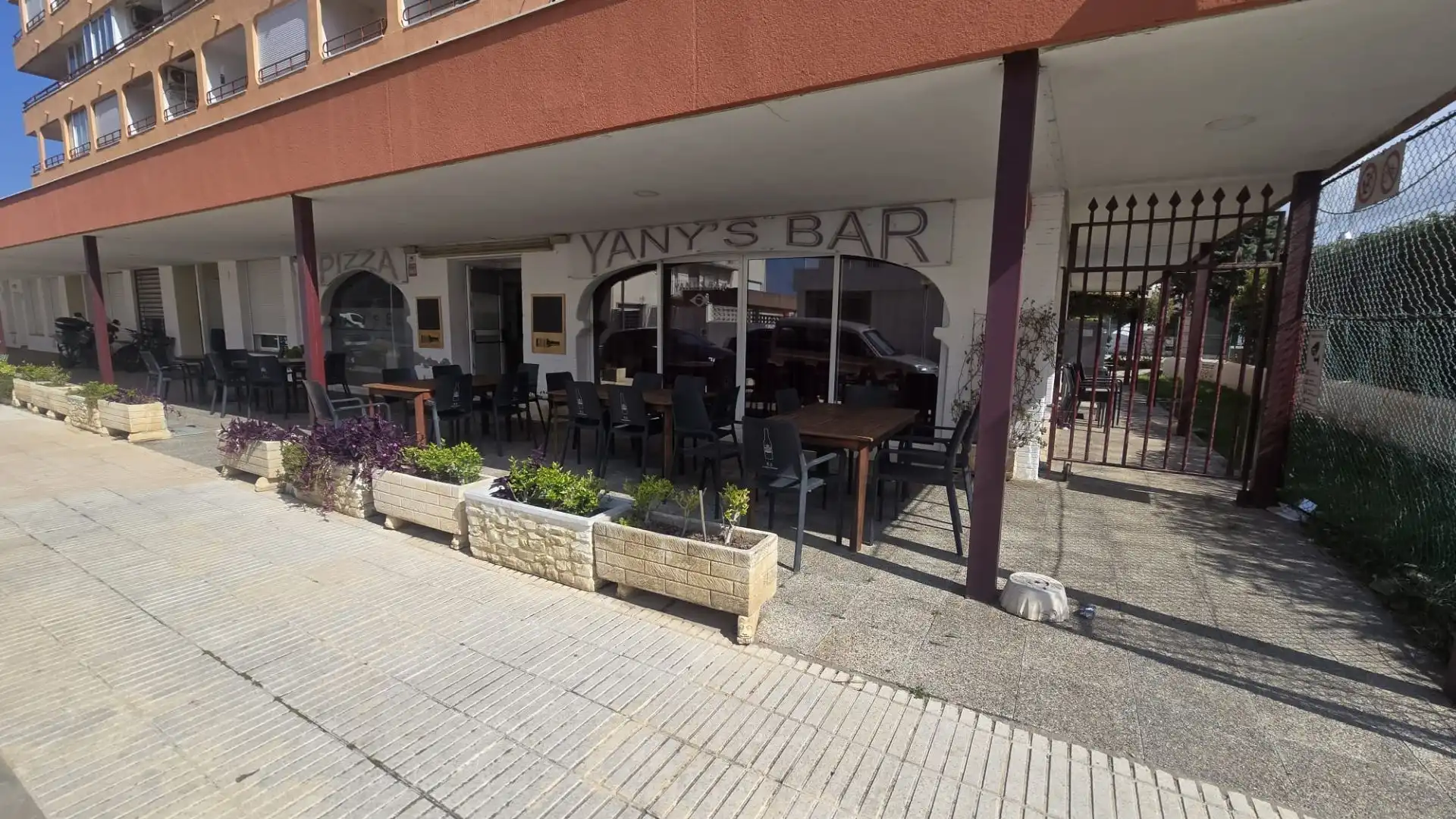 Local comercial en venta en Santa Margarita, imagen 2
