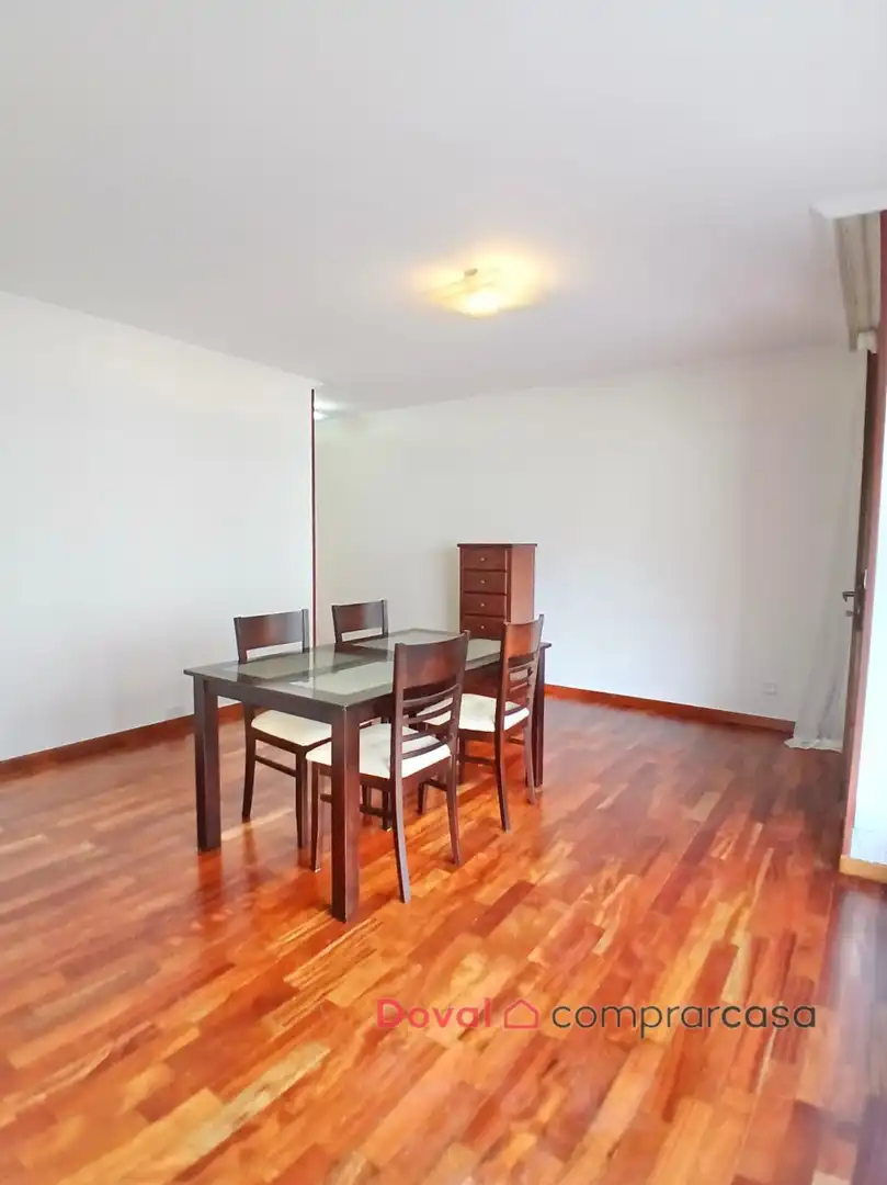 Dining room of Flat for rent in Vigo   with Heating, Parquet flooring and Terrace