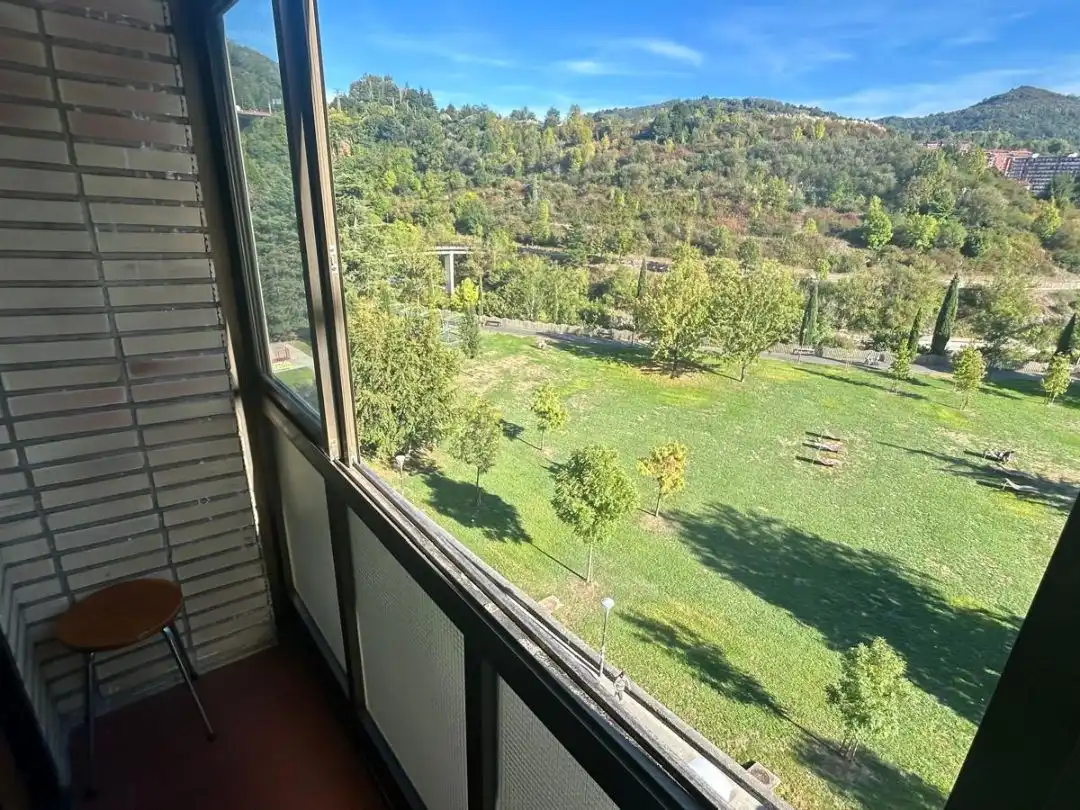 Terrassa de Pis en venda en Bilbao  amb Terrassa i Balcó
