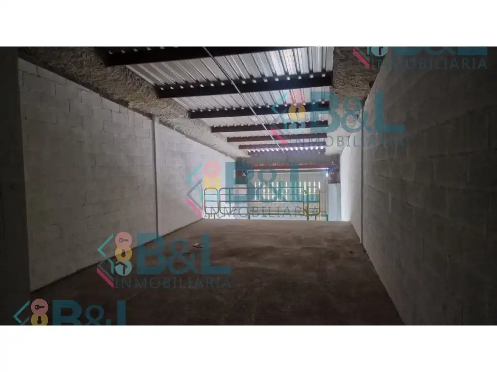 Nave industrial en venta en Huelva