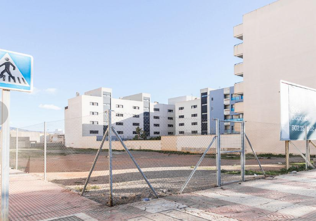 Vista exterior de Residencial en venda en Roquetas de Mar