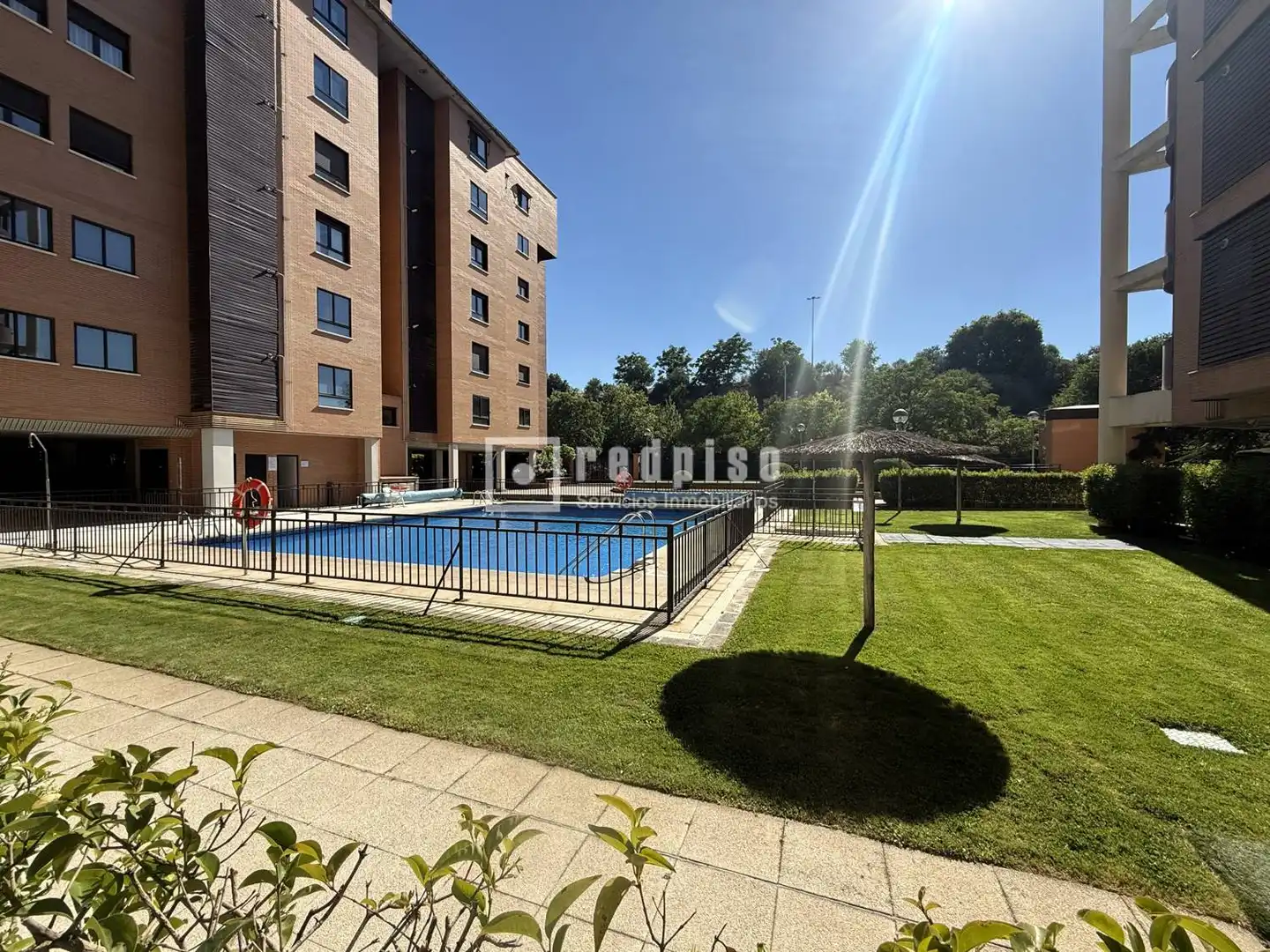 Swimming pool of Flat for sale in Madrid  with Heating, Private garden and Storage room