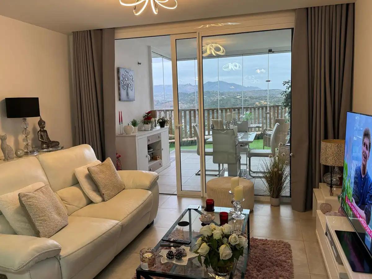 Wohnzimmer von Erdgeschoss zum Verkauf in Mijas mit Klimaanlage, Terrasse und Abstellraum