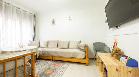 Foto 3 de Casa adosada en venda a Passeig de Sant Joan, Manlleu, Barcelona