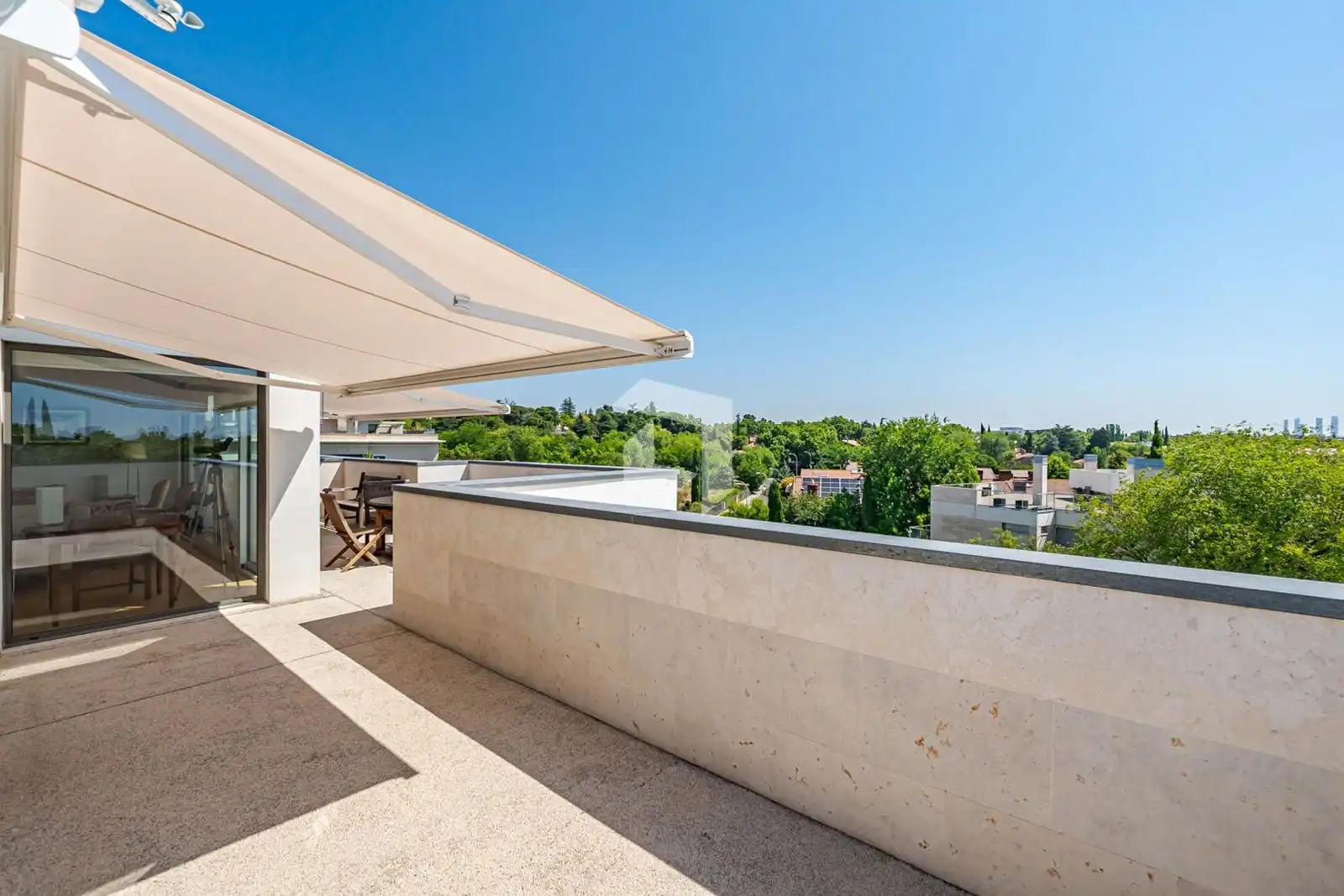 Terrace of Attic for sale in Madrid  with Air Conditioner, Heating and Parquet flooring
