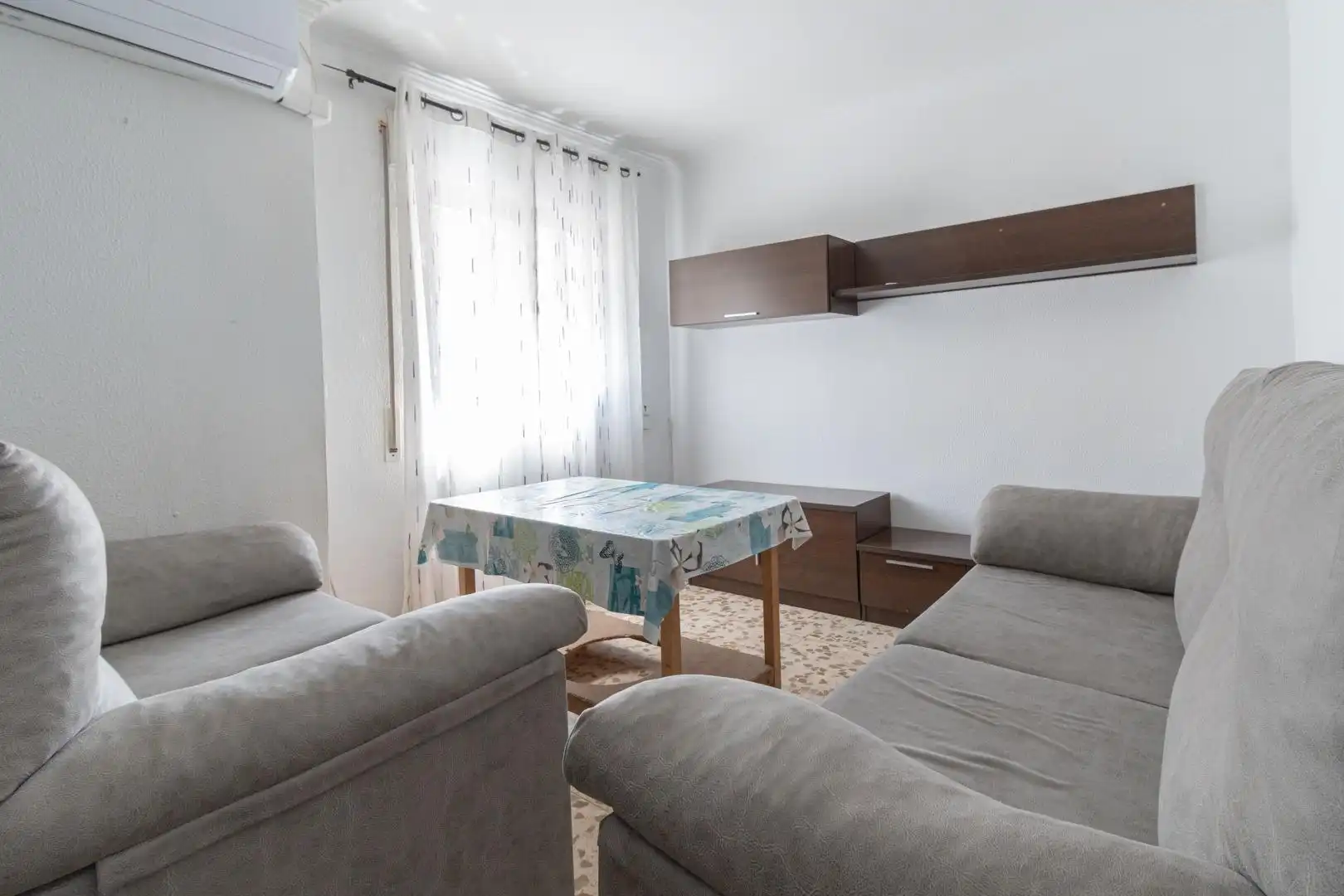 Wohnzimmer von Wohnung zum Verkauf in Jerez de la Frontera mit Klimaanlage, Heizung und Terrasse