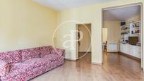 Living room of Flat for sale in  Madrid Capital  with Heating, Storage room and Balcony