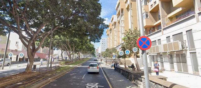 Piso en Venta en Avenida Príncipes de España en Chimisay - Las Delicias - Miramar