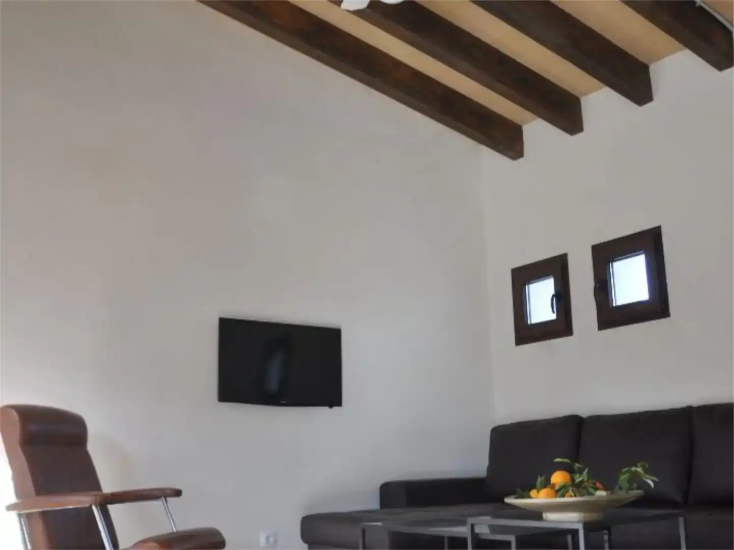 Sala de estar de Piso en venta en Campanet con Jardín privado, Piscina y Amueblado