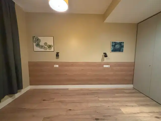 Piso de alquiler en  Pamplona / Iruña con Calefacción, Parquet y Amueblado