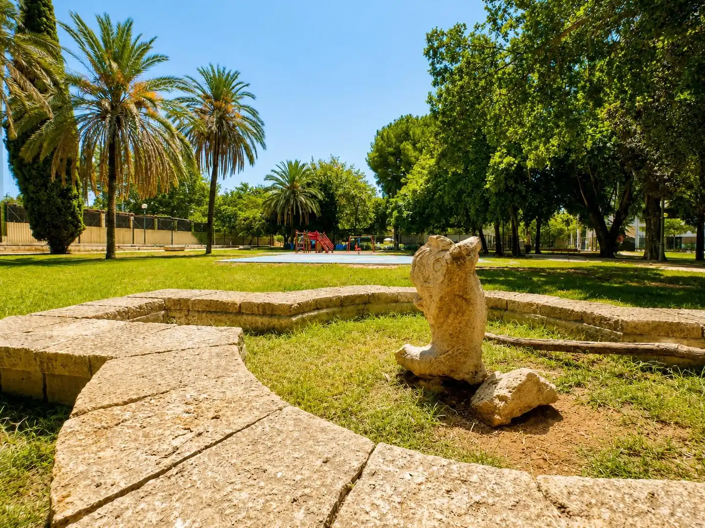 Jardí de Local de lloguer en Jerez de la Frontera