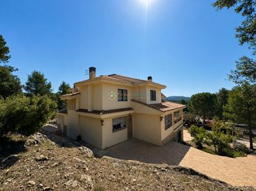 Villa avec piscine à vendre à Bocairent