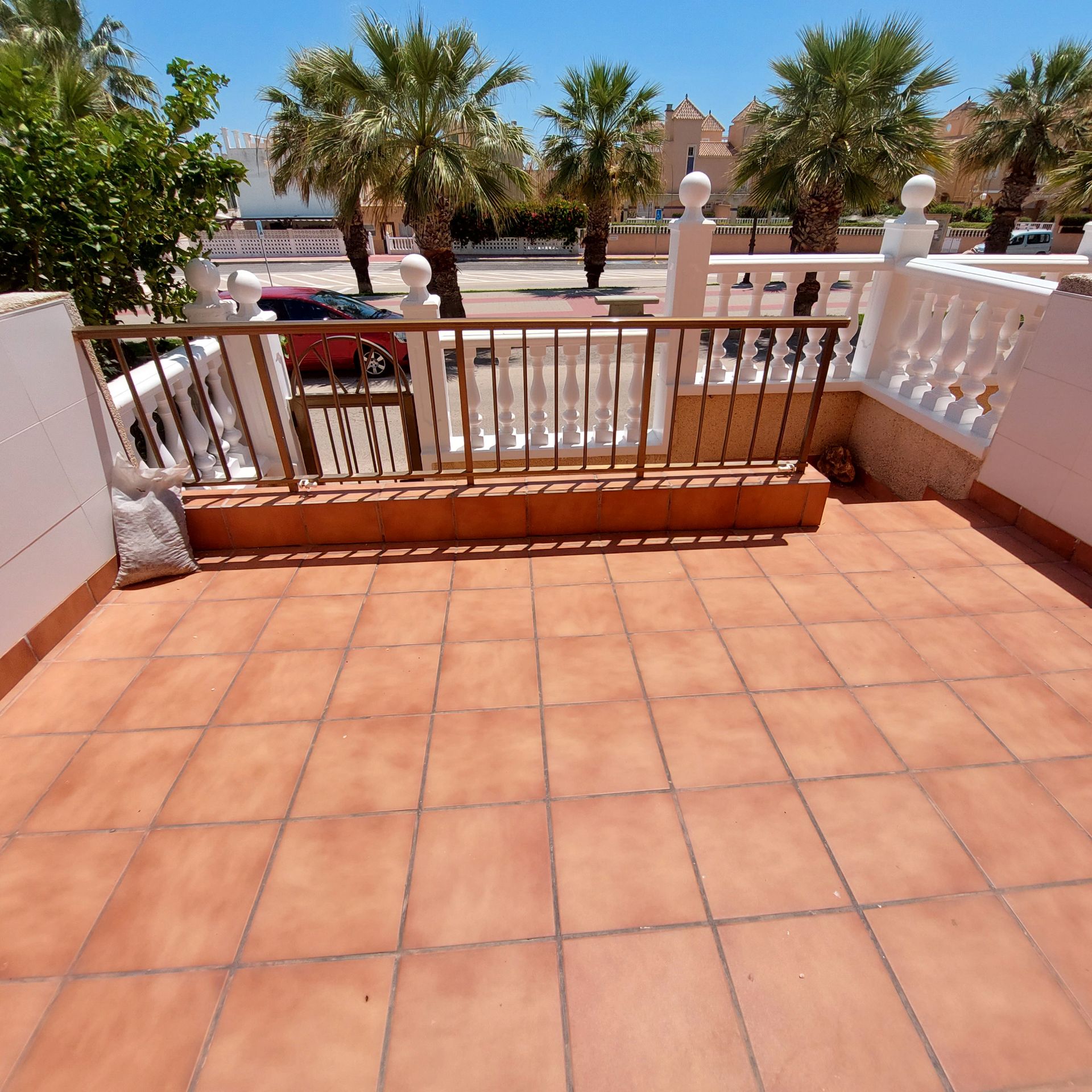 Terrassa de Casa adosada en venda en Guardamar del Segura amb Aire condicionat, Calefacció i Parquet