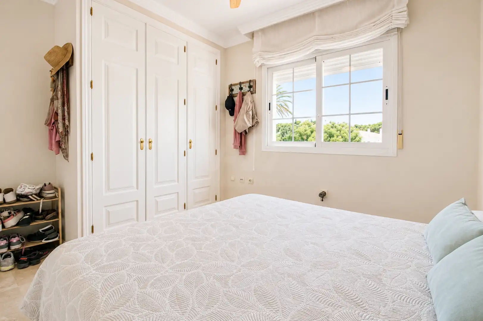 Bedroom of Flat for rent in Marbella  with Terrace and Swimming Pool